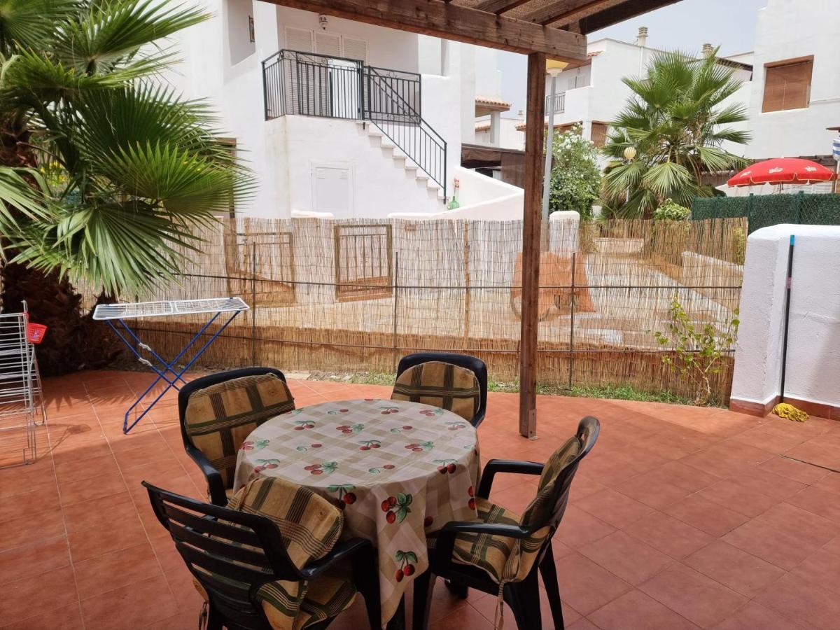Casa Baja Naturista Con Patio En Primera Linea! Вера Экстерьер фото